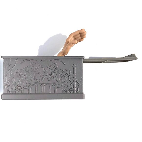 🦋 The Addams Family THING Burger King toy 2019 hand coffin Thing T. Thing Adams - Picture 10 of 16